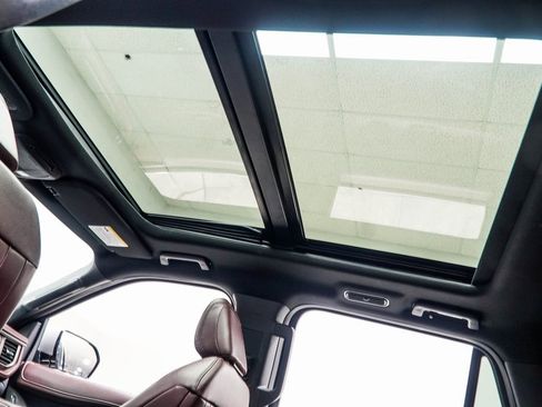 Used 2024 Ford Expedition Max Limited image 40