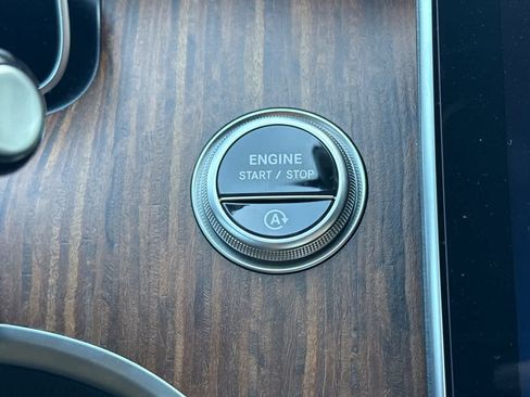 New 2026 Mercedes-Benz C 300 4MATIC Sedan image 20