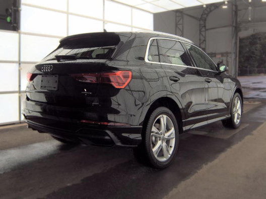 Used 2019 Audi Q3 2.0T Premium Plus AWD/4WD image 2