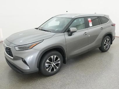 New 2025 Toyota Highlander XLE