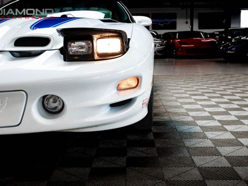 Used 1999 Pontiac Firebird Formula RWD image 42