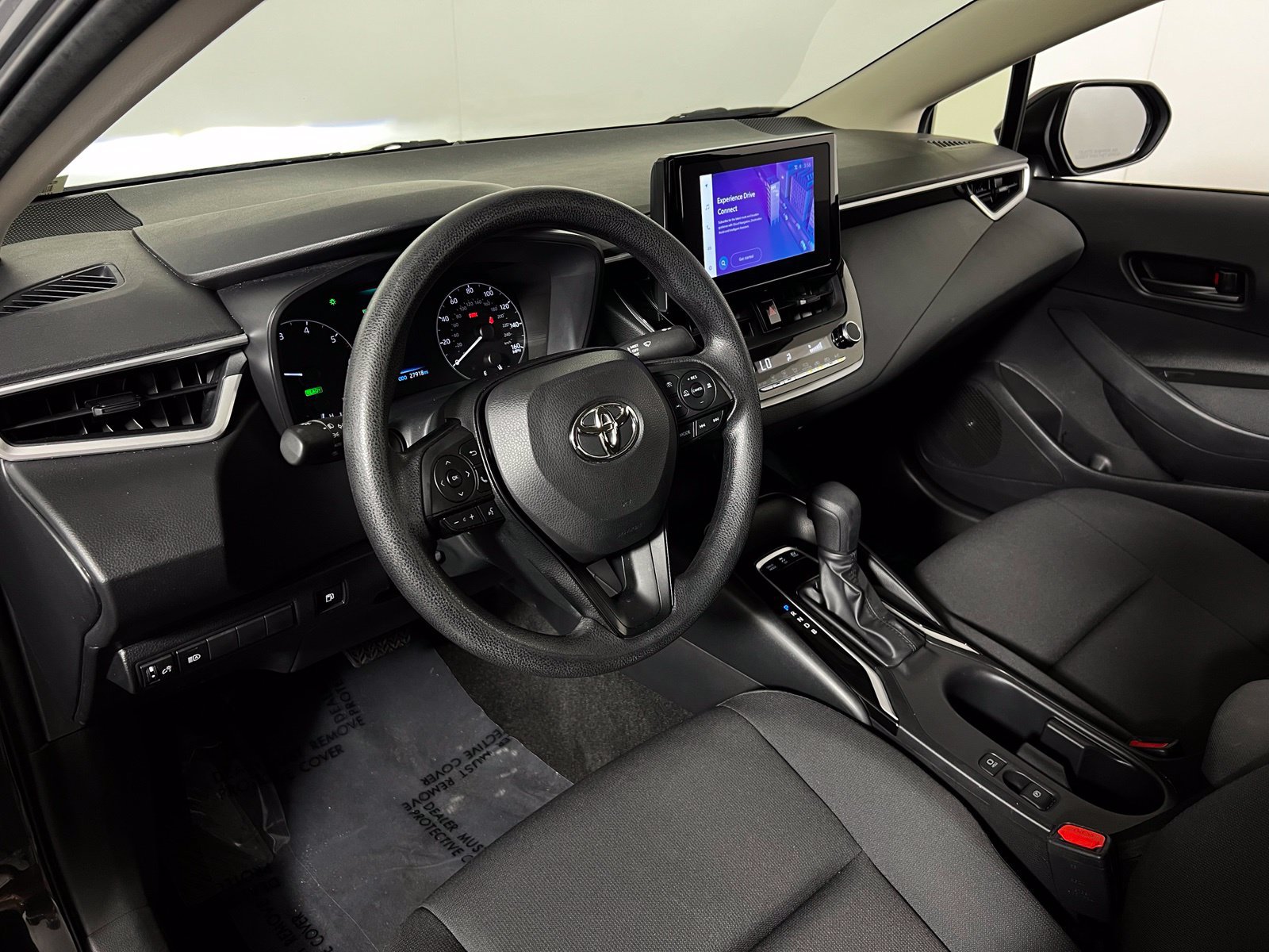 Certified 2025 Toyota Corolla LE FWD image 11
