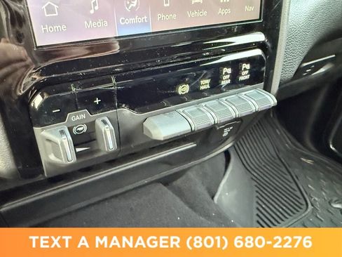New 2026 RAM 2500 Laramie w/ Towing Technology Group AWD/4WD image 4