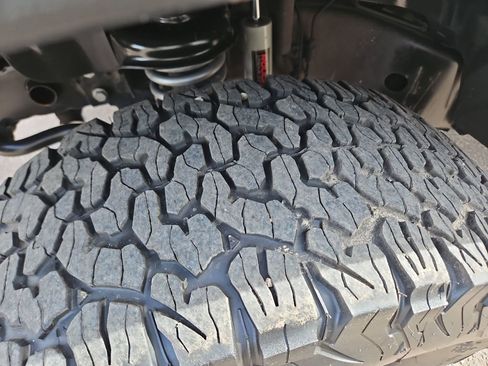 Used 2016 Jeep Wrangler Sport image 28