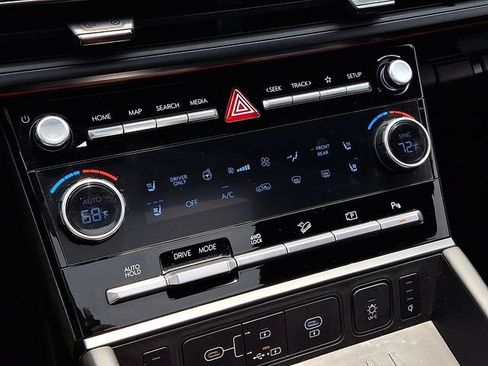 Certified 2024 Hyundai Santa Fe Calligraphy AWD/4WD image 16