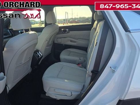 Used 2025 Kia Sorento SX Prestige AWD/4WD image 10