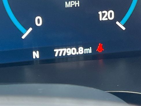 Used 2023 Ford F150 Lariat image 17