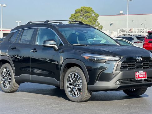 New 2026 Toyota Corolla Cross XLE image 9