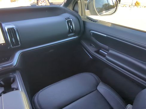 New 2025 Ford Expedition Platinum w/ Stealth Performance Package AWD/4WD image 15