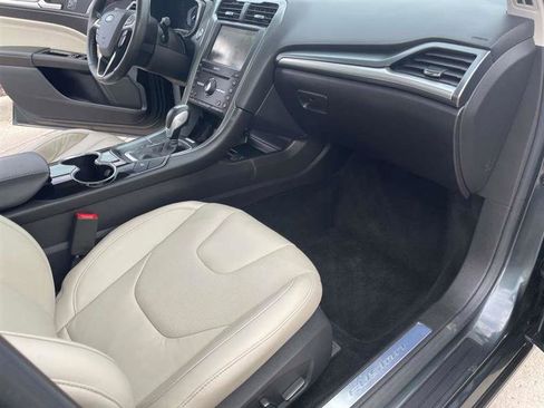 Used 2016 Ford Fusion Titanium image 46