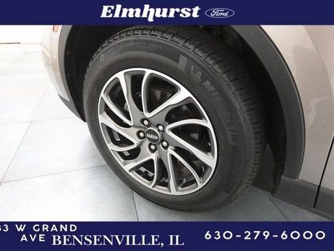 Used 2021 Lincoln Corsair FWD w/ Equipment Group 101A image 30