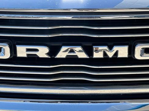 Used 2024 RAM 1500 Laramie AWD/4WD image 37