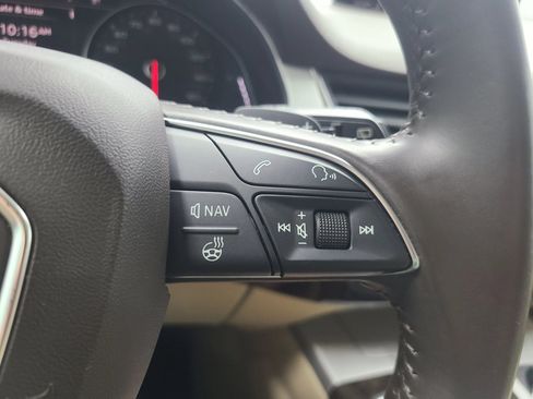 Used 2018 Audi Q7 2.0T Premium Plus AWD/4WD image 32