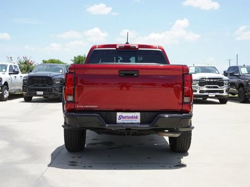 Used 2024 Chevrolet Colorado Trail Boss w/ Technology Package AWD/4WD image 8