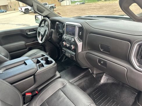 Used 2022 GMC Sierra 1500 SLT w/ X31 Off-Road Package AWD/4WD image 27