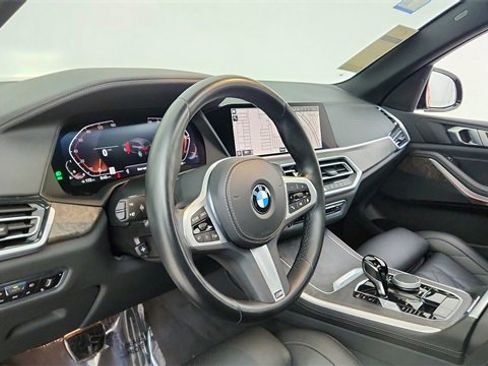 Used 2023 BMW X5 xDrive40i w/ M Sport Package image 20