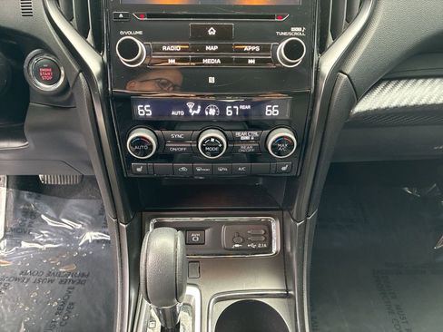 Used 2022 Subaru Ascent Onyx Edition image 16