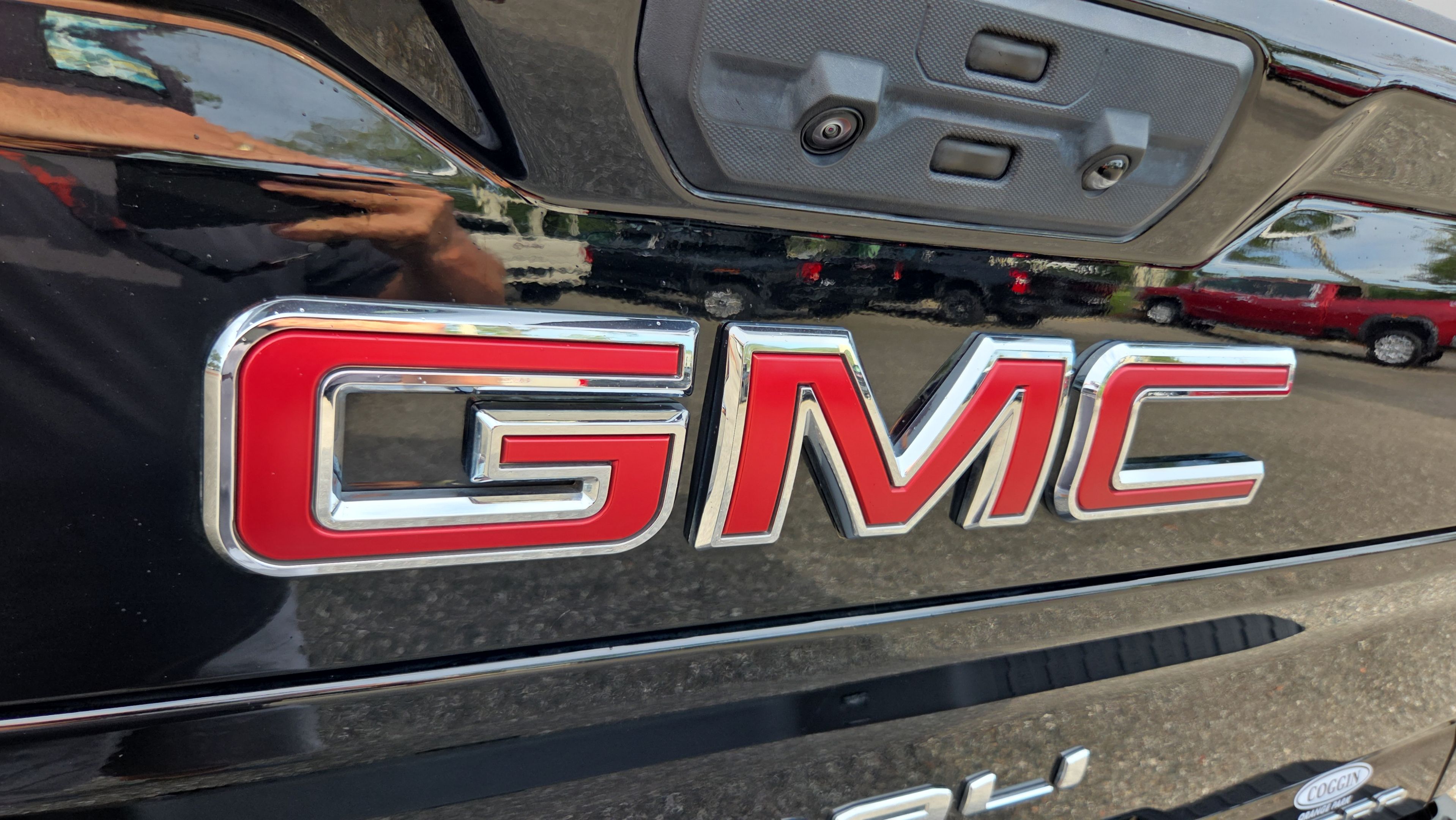 Certified 2025 GMC Sierra 2500 Denali w/ Technology Package AWD/4WD image 16