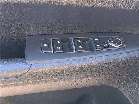 Used 2024 Kia Forte LXS FWD image 11