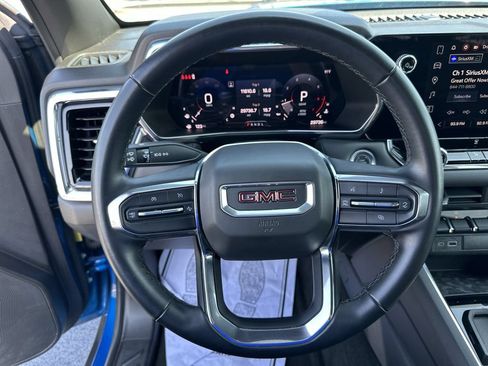 Used 2024 GMC Canyon Elevation RWD image 20