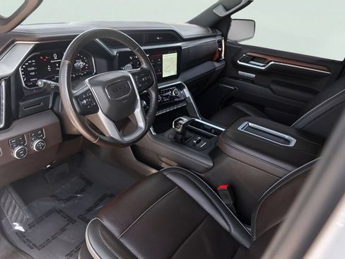 Used 2022 GMC Sierra 1500 Denali AWD/4WD image 13