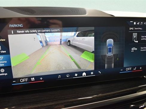 New 2026 BMW X5 xDrive50e w/ M Sport Package image 28