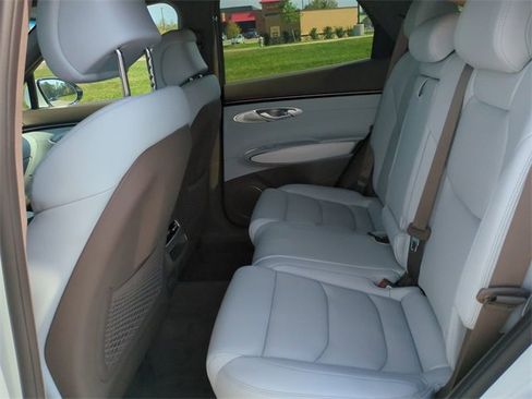 New 2026 Genesis GV70 2.5T Advanced image 12