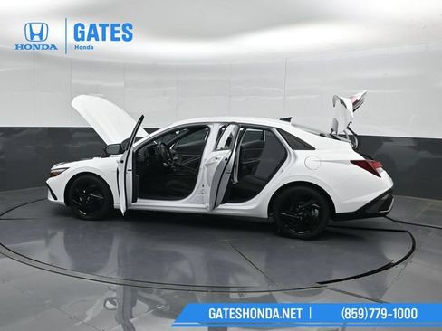 Used 2026 Hyundai Elantra Sport FWD image 53