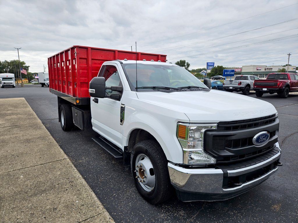 Used 2022 Ford F350 XL w/ Power Equipment Group RWD image 4