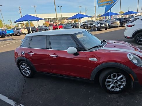 Used 2016 MINI Cooper S image 4