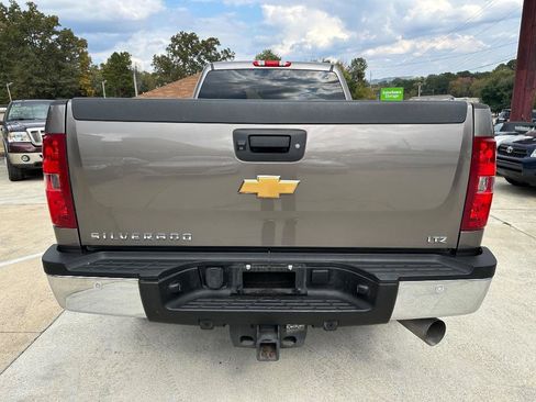 Used 2013 Chevrolet Silverado 2500 LTZ w/ LTZ Plus Package image 18