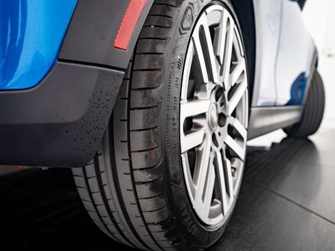 Certified 2025 MINI Cooper 2-Door Hardtop image 37