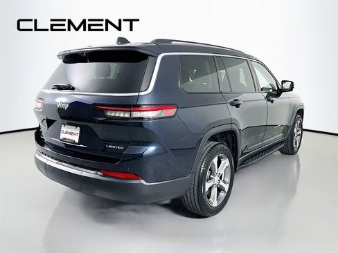 Used 2023 Jeep Grand Cherokee L Limited w/ Luxury Tech Group II AWD/4WD image 7