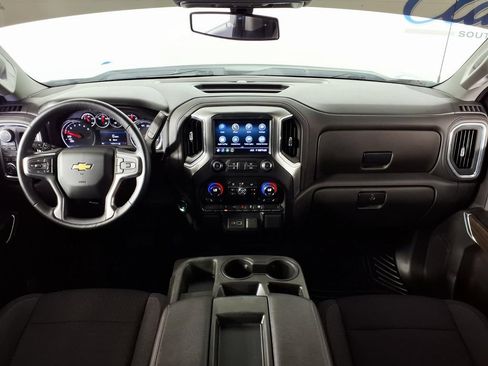 Used 2022 Chevrolet Silverado 1500 LT AWD/4WD image 14