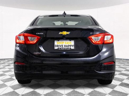 Used 2017 Chevrolet Cruze LT w/ Convenience Package image 14