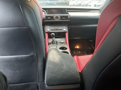 Used 2015 Lexus RC F image 28