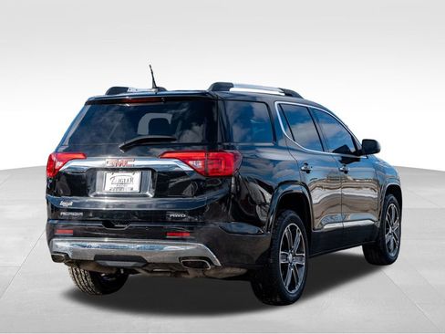 Used 2017 GMC Acadia Denali image 7