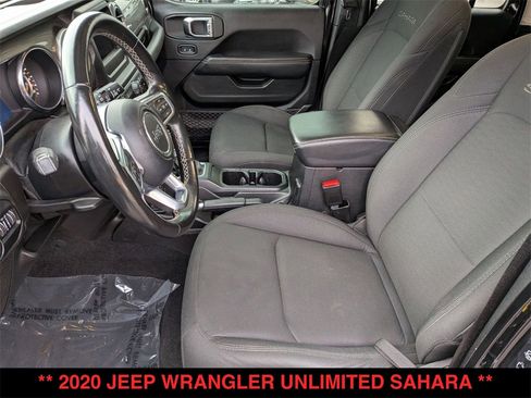 Used 2020 Jeep Wrangler Unlimited Sahara image 2