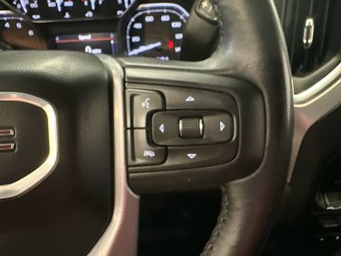 Used 2021 GMC Sierra 1500 SLT w/ X31 Off-Road Package AWD/4WD image 16
