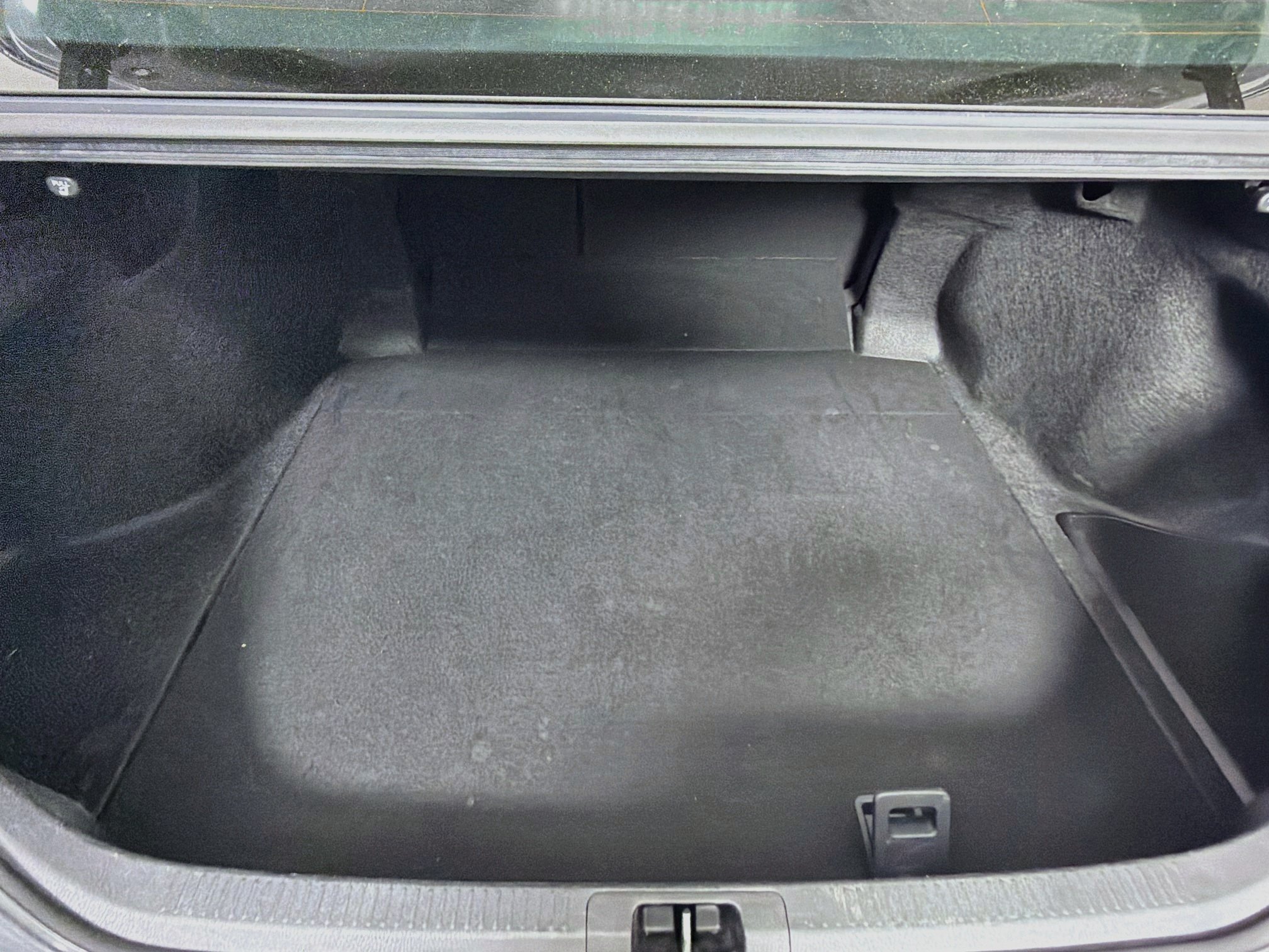 Used 2025 Toyota Camry SE FWD image 26