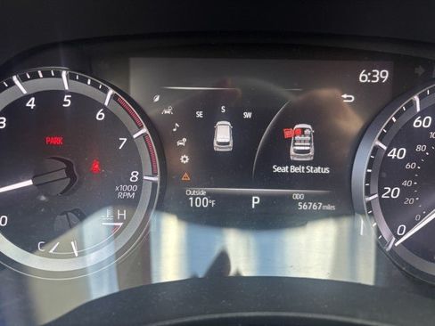 Used 2023 Toyota Highlander LE AWD/4WD image 13