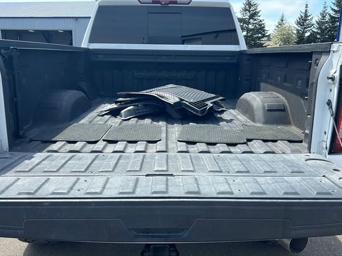 Used 2021 GMC Sierra 2500 Denali w/ Denali Ultimate Package AWD/4WD image 13