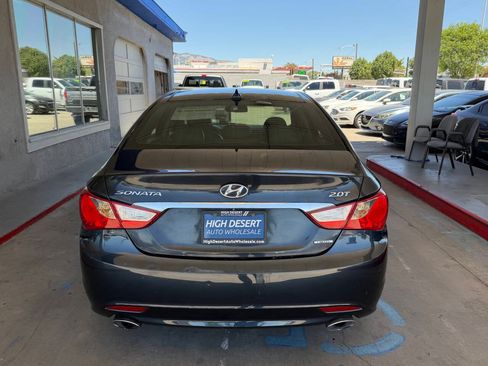 Used 2012 Hyundai Sonata Limited w/ Navigation Pkg FWD image 7