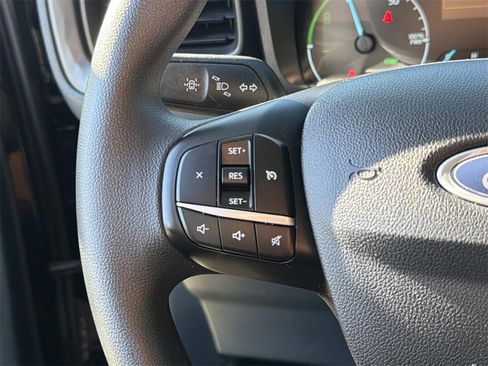 Used 2024 Ford Maverick XL image 9