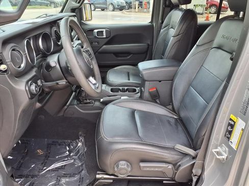 Used 2023 Jeep Wrangler Unlimited Sahara w/ LED Lighting Group AWD/4WD image 21