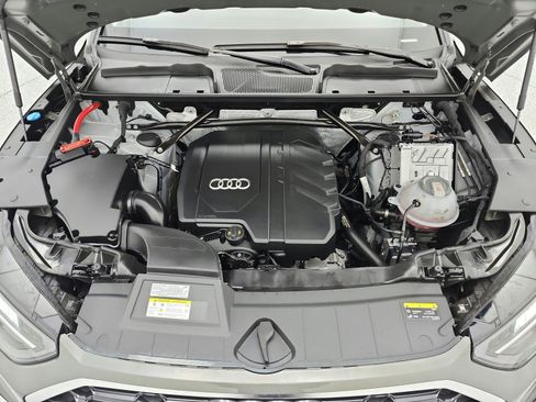 Used 2023 Audi Q5 2.0T Premium w/ Convenience Package AWD/4WD image 16
