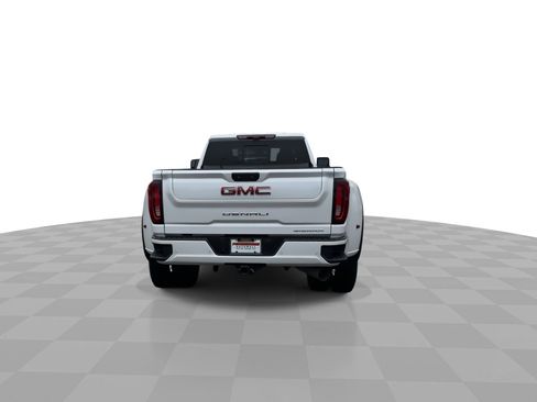 Used 2023 GMC Sierra 3500 Denali w/ Denali Ultimate Package image 7