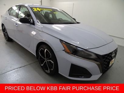 Used 2024 Nissan Altima 2.5 SR