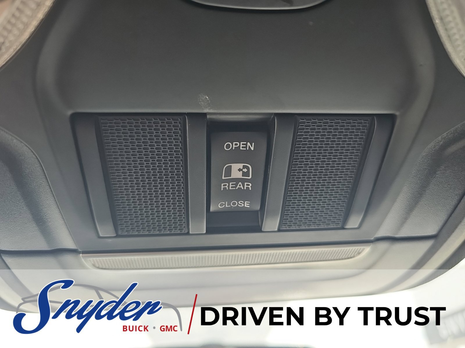 Used 2022 RAM 1500 Tradesman RWD image 17