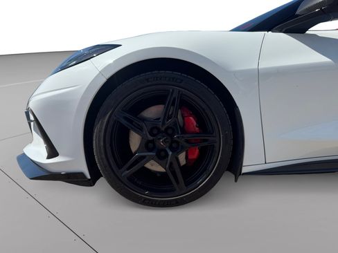 Used 2022 Chevrolet Corvette Stingray Premium Conv w/ Z51 Performance Package RWD image 9
